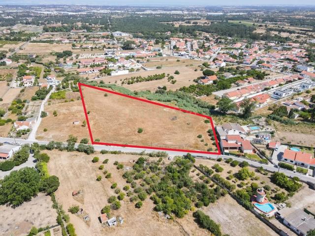 Terreno com 14.469m² possibilidade de construir 10 fogos