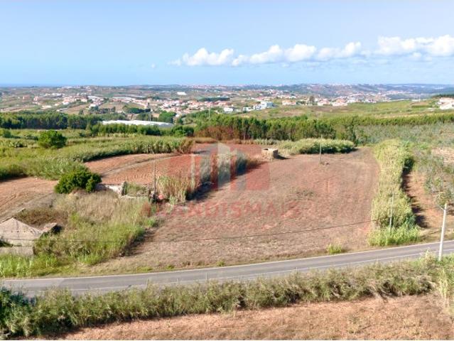 Terreno com 16.520 m2 em A dos Cunhados