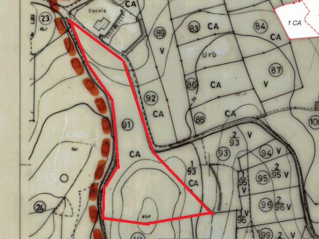 Terreno com 1 Hectare em Vale d'El Rei