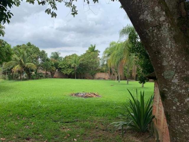 Terreno com 1.000 m² com as medidas de 20X50 em boa localização do bairro