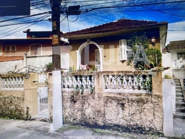 Terreno com 1.028 metros á venda em Santana