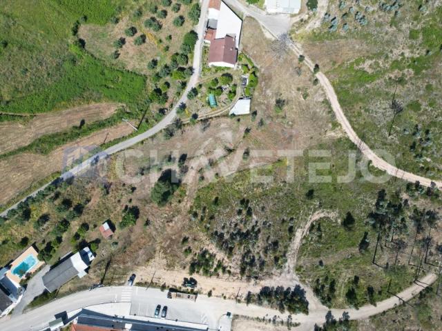 Terreno com 1.2 hectares para venda em Urqueira, Ourem