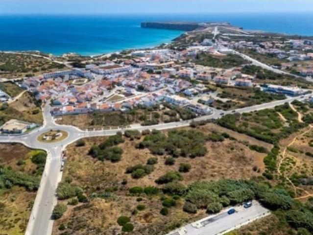 Terreno com 1.2ha para construção em Sagres