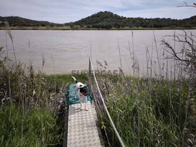 TERRENO COM 1.360 M2 COM FURO ÁGUA E ELETRICIDADE JUNTO AO RIO GUADIANA FOZ DE ODELEITE CASTRO MARIM ALGARVE