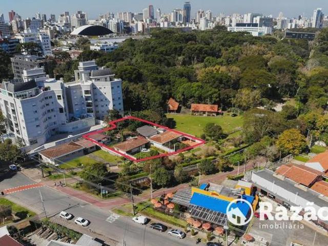 TERRENO COM 1.400,00m² ZCC.4 CENTRO CÍVICO REF 5583