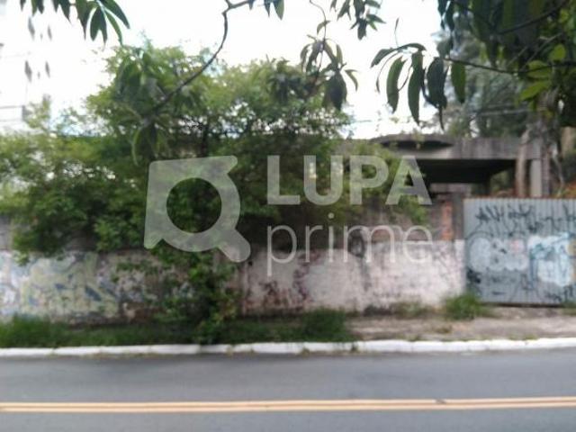 TERRENO COM 1.980m² Á VENDA BARRO BRANCO
