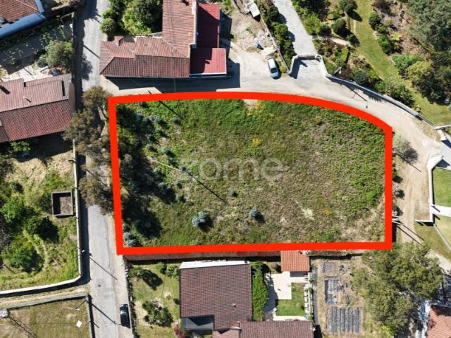 Terreno com 2000m², cenário ideal para a casa dos sonhos em Lama, BCL