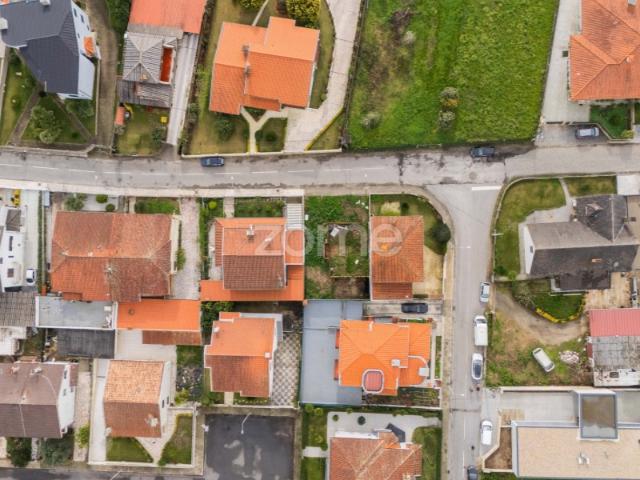 Terreno com 250 m2 para construção em Vila de Prado