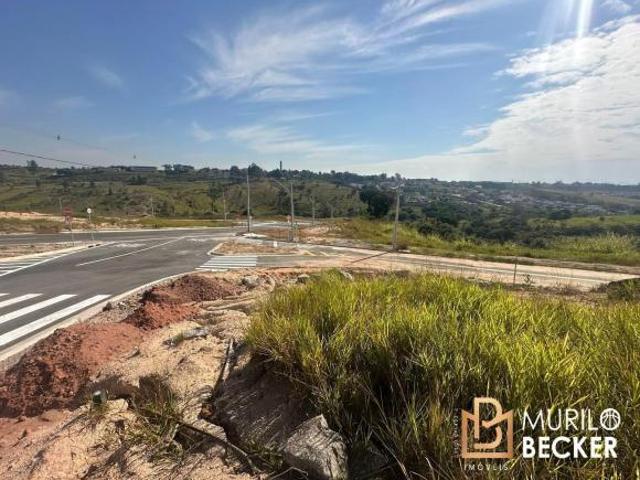Terreno com 250m2 de esquina no Condomínio Mirante Cambuí