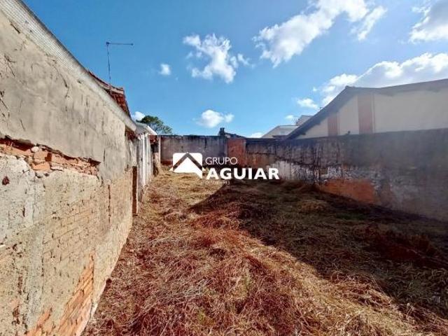 Terreno com 270 m² à venda em Valinhos