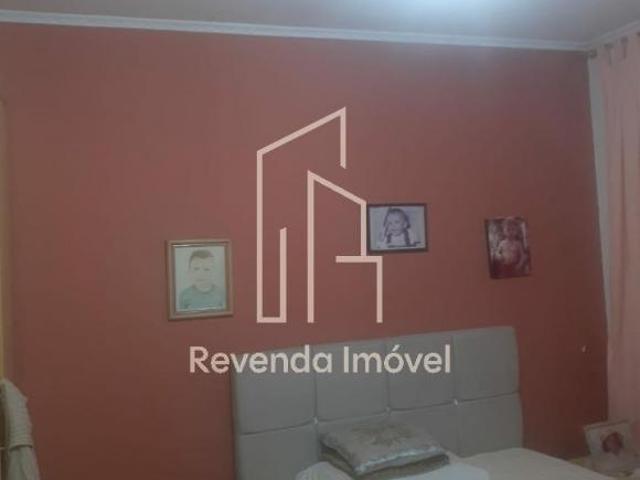 Terreno com 2 casas no Jardim Itapark