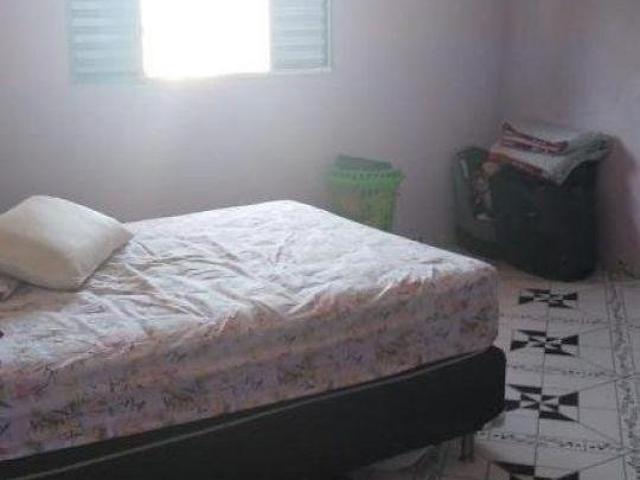 TERRENO COM 2 casas.casa 1° quarto, sala, cozinha, banheiro, casa 2° quarto, sala, cozinha, banhei
