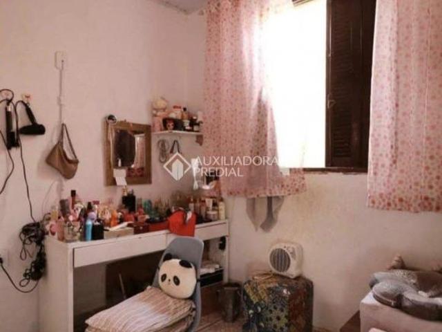 TERRENO COM 2 CASAS PARA REFORMAR = CAMILOPOLIS
