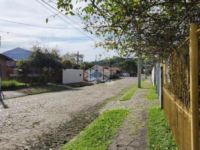 Terreno com 2 Casas 7 Dormitórios