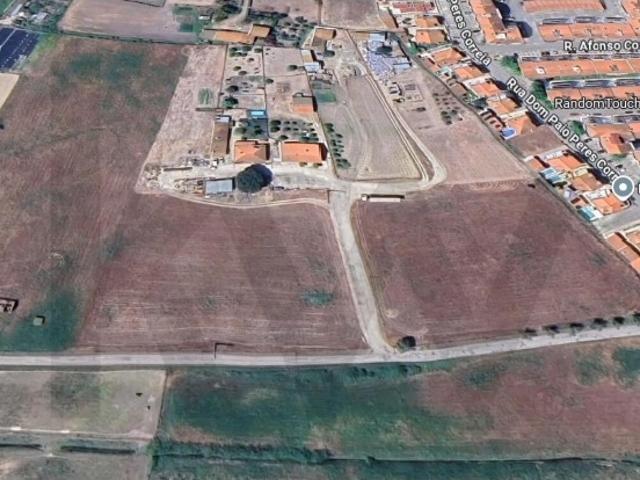 Terreno com 2 hectares para construção em Samora Correia