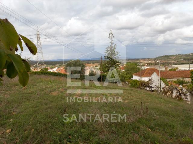 Terreno com 2.251 m2 para construção de moradia