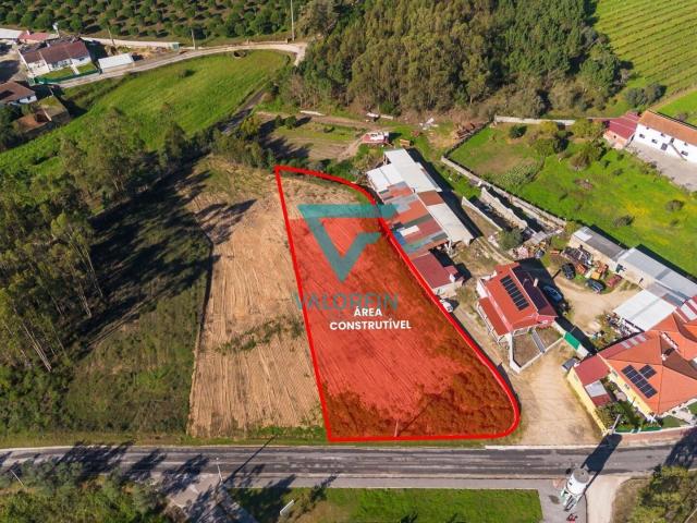 TERRENO com 2.400 m², totalmente plano, para construção