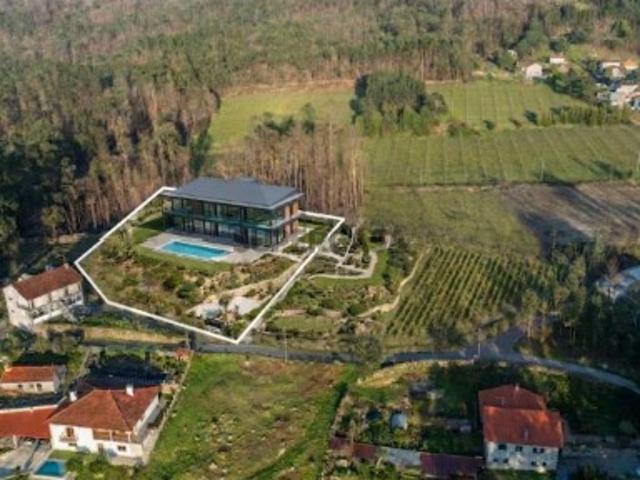 Terreno com 2.630 m² e PIP aprovado para construção de moradia na Facha, Ponte de Lima