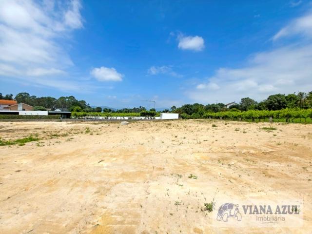 Terreno com 3000 m² em Seara, Ponte de Lima, com viabilidade construção