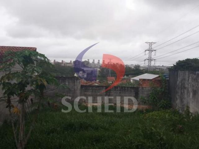 Terreno com 300m2 todo plano na região da Pedreira