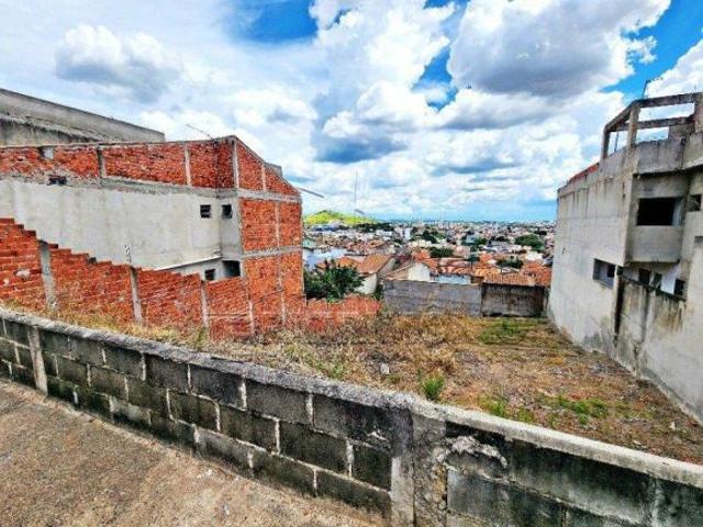TERRENO COM 310M²  PRESTES DE BARROS