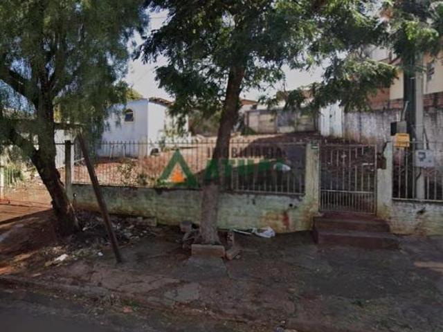 TERRENO COM 325M² A VENDA EM APUCARANA