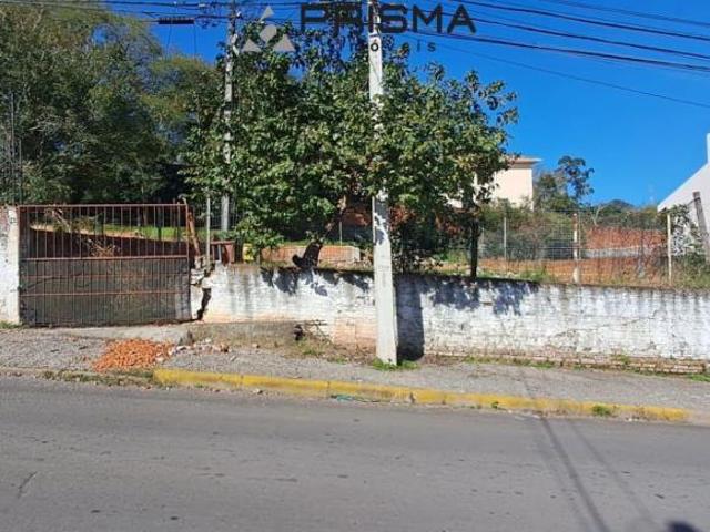 terreno com 351m²
