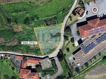 Terreno com 3770m² em Airão Santa Maria, Guimarães