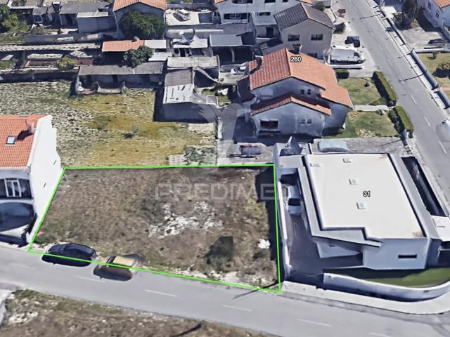 Terreno com 384 m² e Frente Generosa — Gafanha da Nazaré