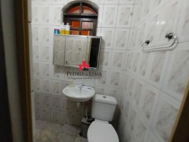 Terreno com 3 casas na Ponte Rasa
