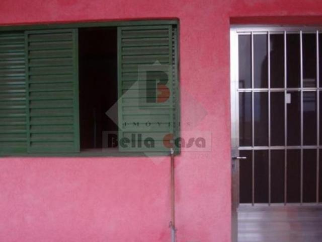 Terreno com 3 casas na Vila Carrão