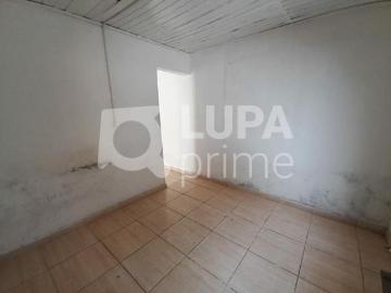 Terreno com 3 casas no quintal á venda no Parque Mandaqui