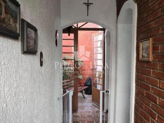 Terreno com 3 casas para renda ou moradia na Vila Ré 480 m²