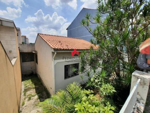 Terreno com 3 saídas em ruas diferentes na Penha