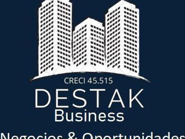 Terreno com 3 três frentes, ideal para construção de prédio ou sobrados