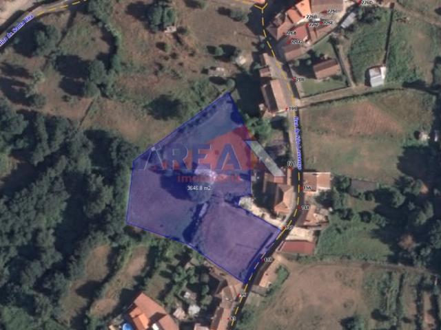 Terreno com 3.900m2, perto de Oliveira de Azeméis
