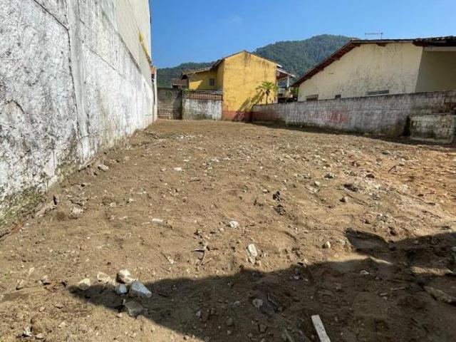 TERRENO NO PEREQUE AÇÚ EM UBATUBA