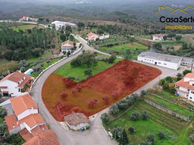 Terreno com Viabilidade de Construção