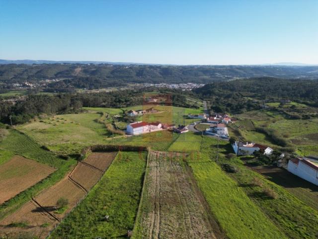 Terreno com viabilidade de construção