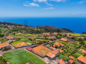 Terreno com Viabilidade de Construção | Achadas da Cruz Porto Moniz