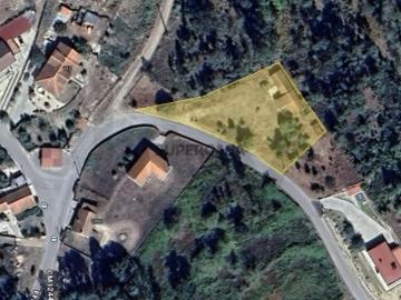 Terreno com Viabilidade de Construção junto às Termas de S. Pedro do Sul