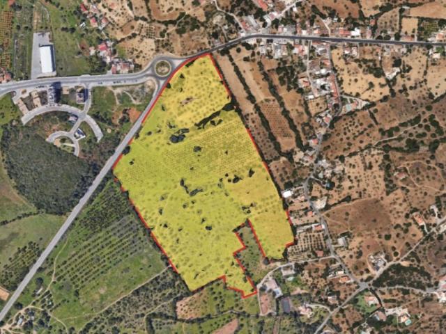 Terreno com viabilidade para construção de Hotel com 2800m2
