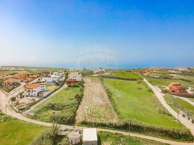 Terreno com vista mar, com 3240 m2, para construção de 4 mor. 3240m² da Lourinhã e Atalaia