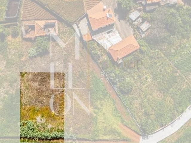 Terreno com Vista Mar junto ao Futuro Campo de Golfe — Ponta do Pargo, Calheta