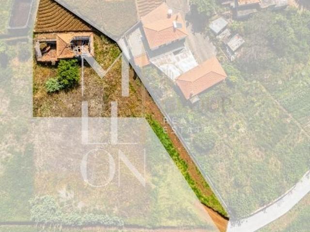 Terreno com Vista Mar junto ao Futuro Campo de Golfe — Ponta do Pargo, Calheta
