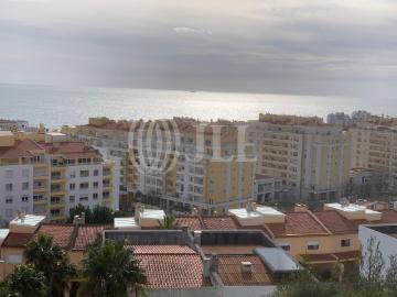 Terreno com vista mar na Parede, Cascais