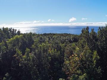 Construa a Sua Casa com Vista Mar em São Mateus Ilha do Pico