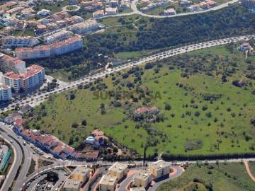 Terreno com Vista Mar para construção de prédio com 9 apartamentos em Lagos, Algarve, Portugal