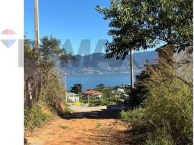 Terreno com vista para o mar escritura definitiva