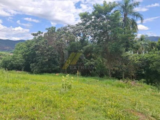 Terreno com vista para à Represa